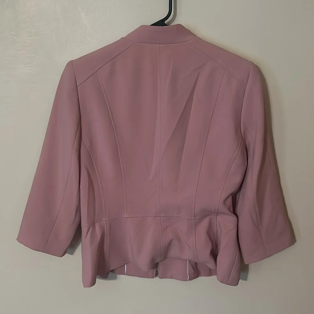 White House Black Market Pink Blazer Structured Tailored Design size 6